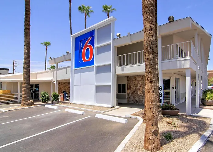 Motel 6 Old Town Scottsdale Fashion Square