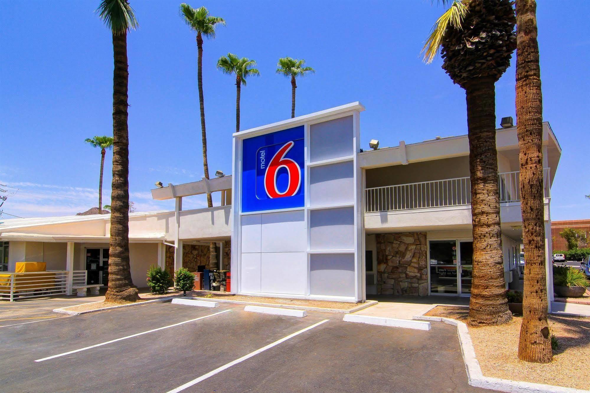 6 Old Town Fashion Square 2* Scottsdale