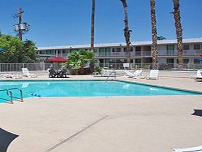 Hotel 6 Old Town Fashion Square Scottsdale